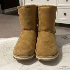 Girls brown boots size 3
